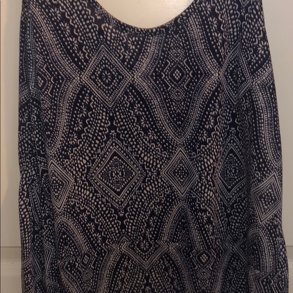 Patterned Tank - Picture 2 of 3